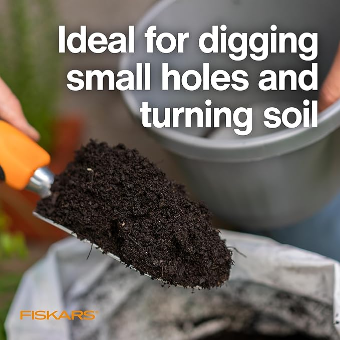 Fiskars Ergo Garden Trowel for Digging and Planting, Heavy Duty Gardening Hand Tool with Hanging Hole - Cart Shape